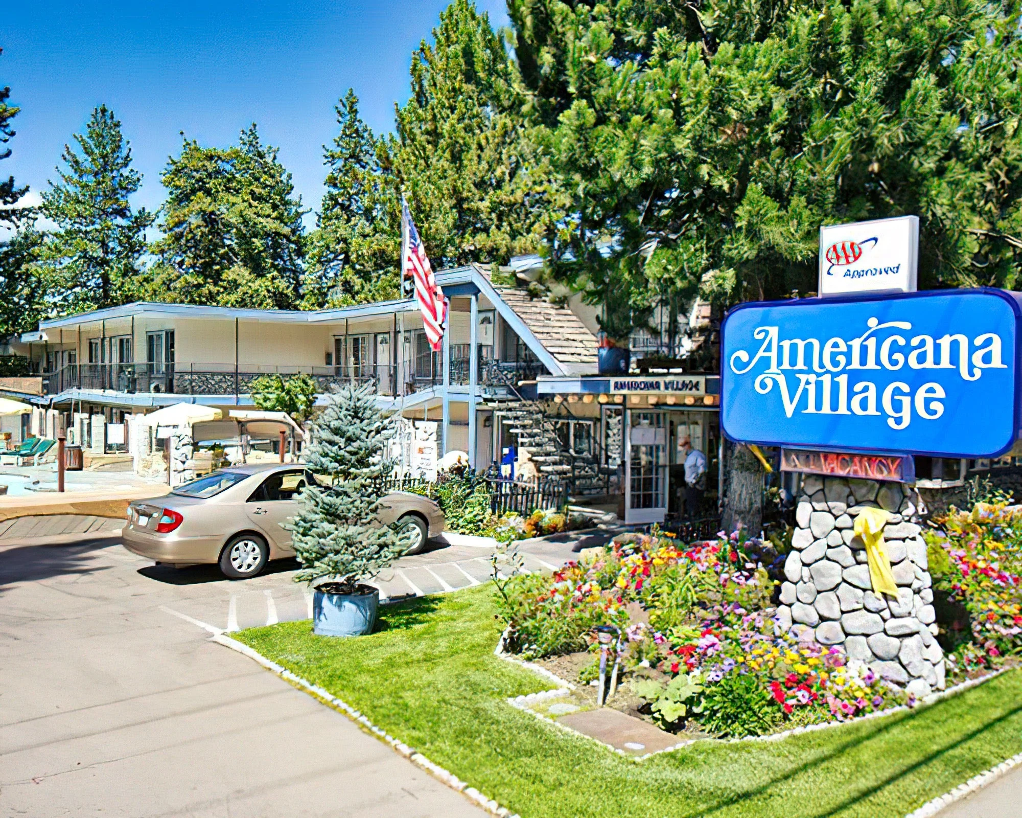 Americana Village