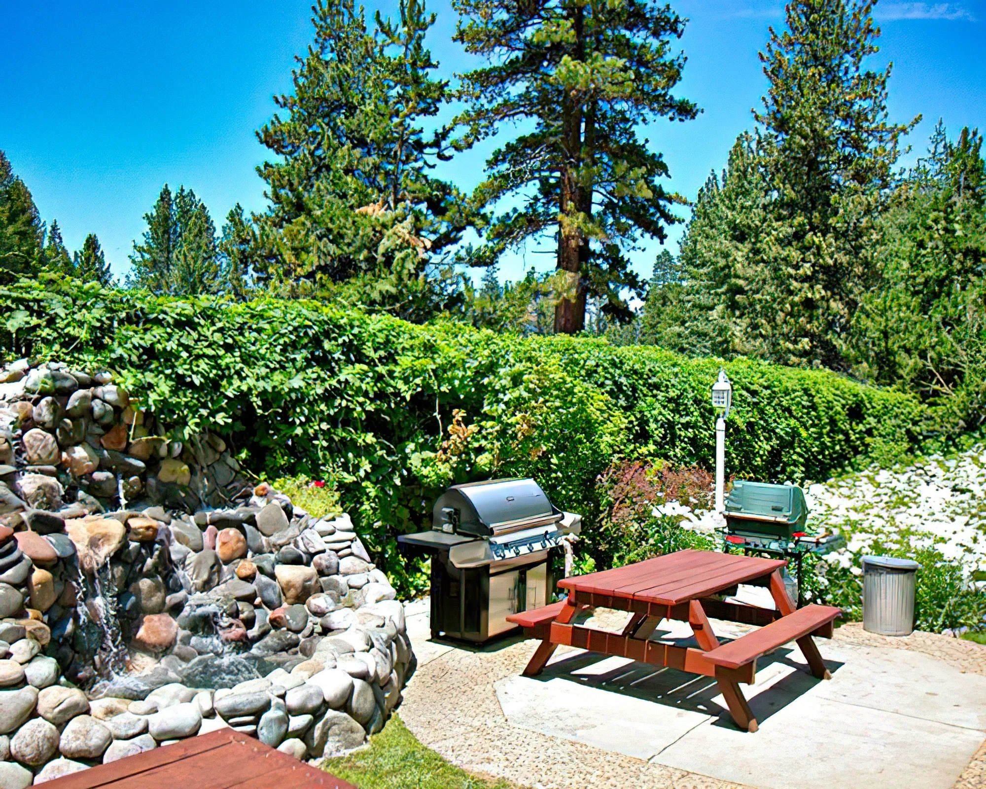 Americana Village - Image 21