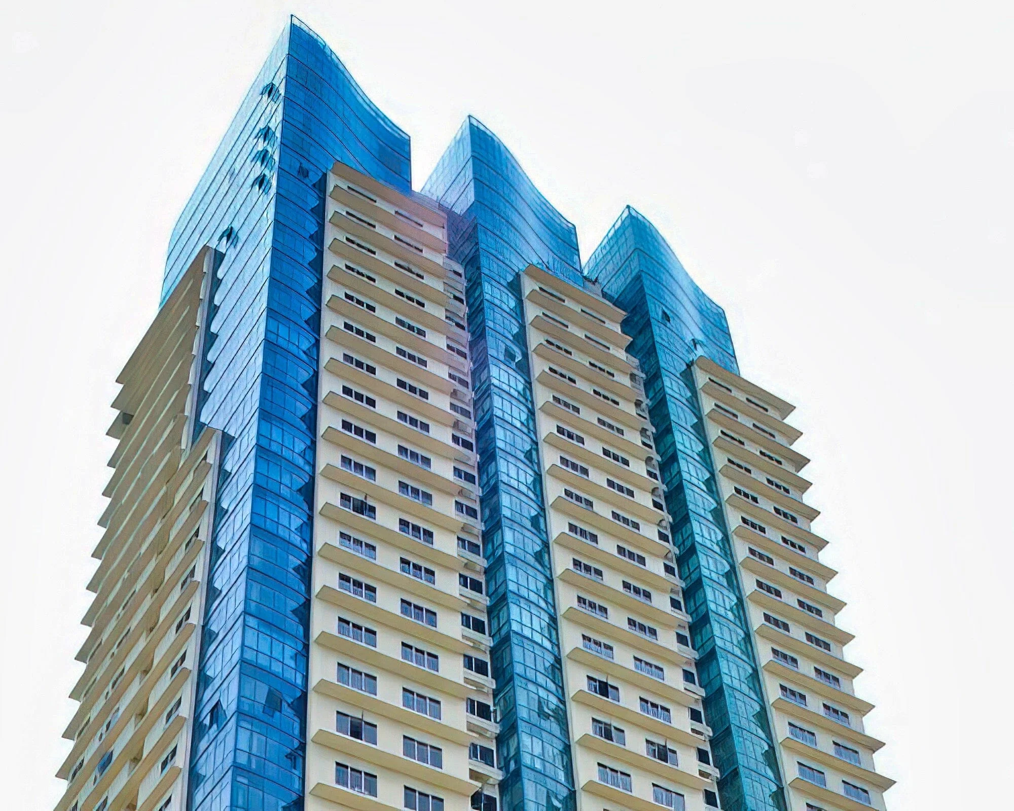 Astoria Plaza Suites