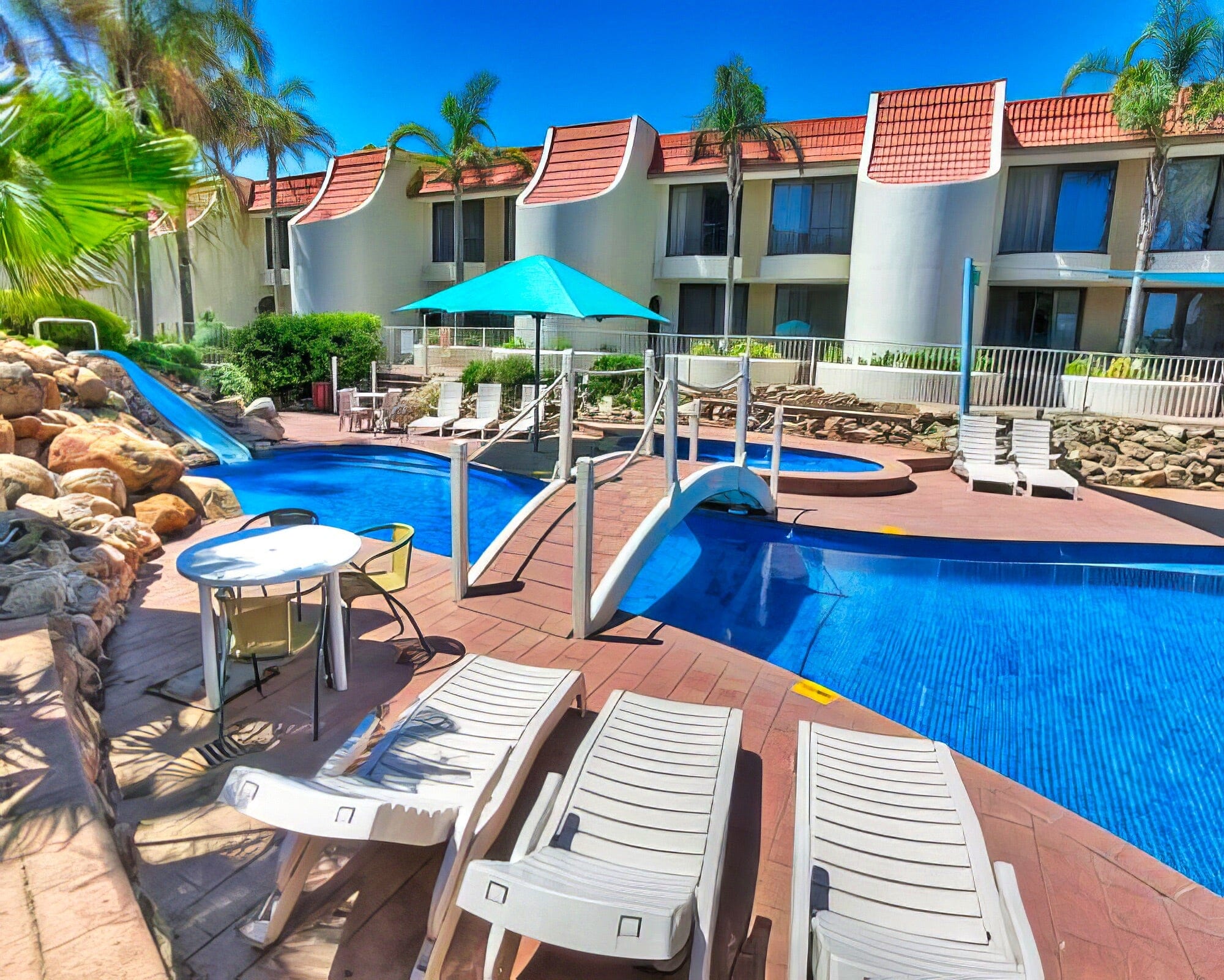 Capri Waters Country Club - Image 3