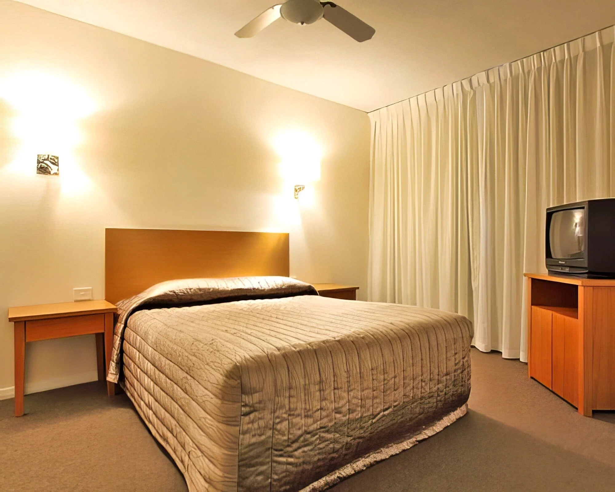 Capri Waters Country Club - Image 5