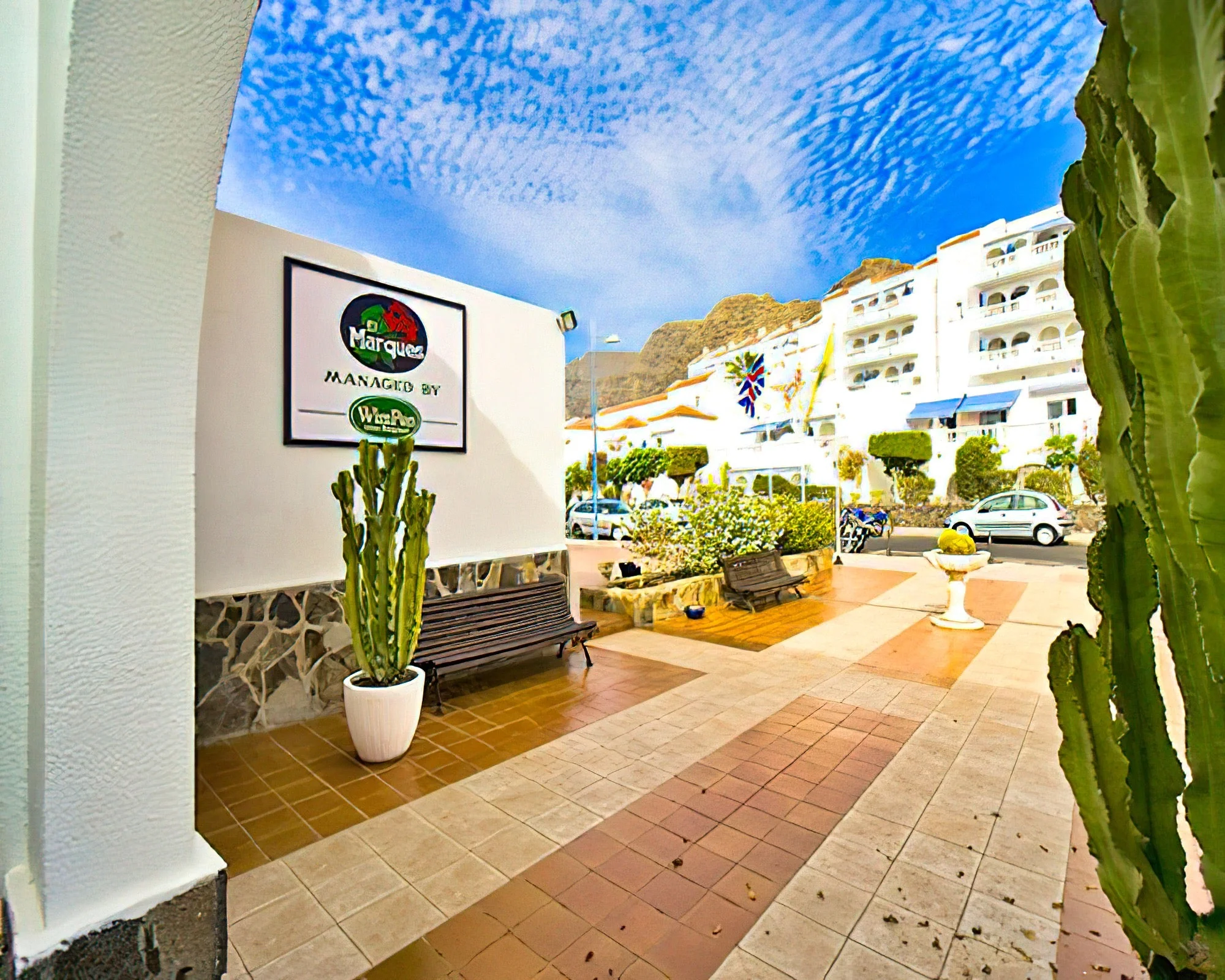 El Marqués Palace - Image 7