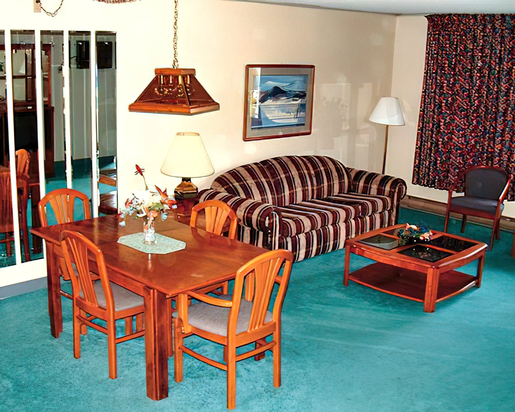 Fireside Inn & Suites at Lake Winnipesaukee - Image 10
