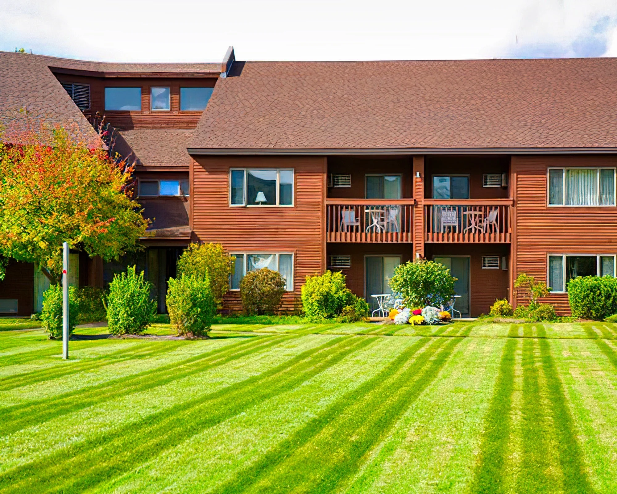 Fireside Inn & Suites at Lake Winnipesaukee - Image 12