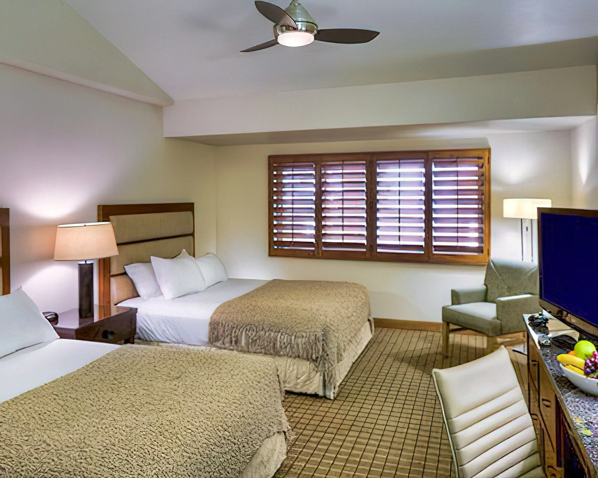 Humphrey's Half Moon Inn & Suites - Image 13