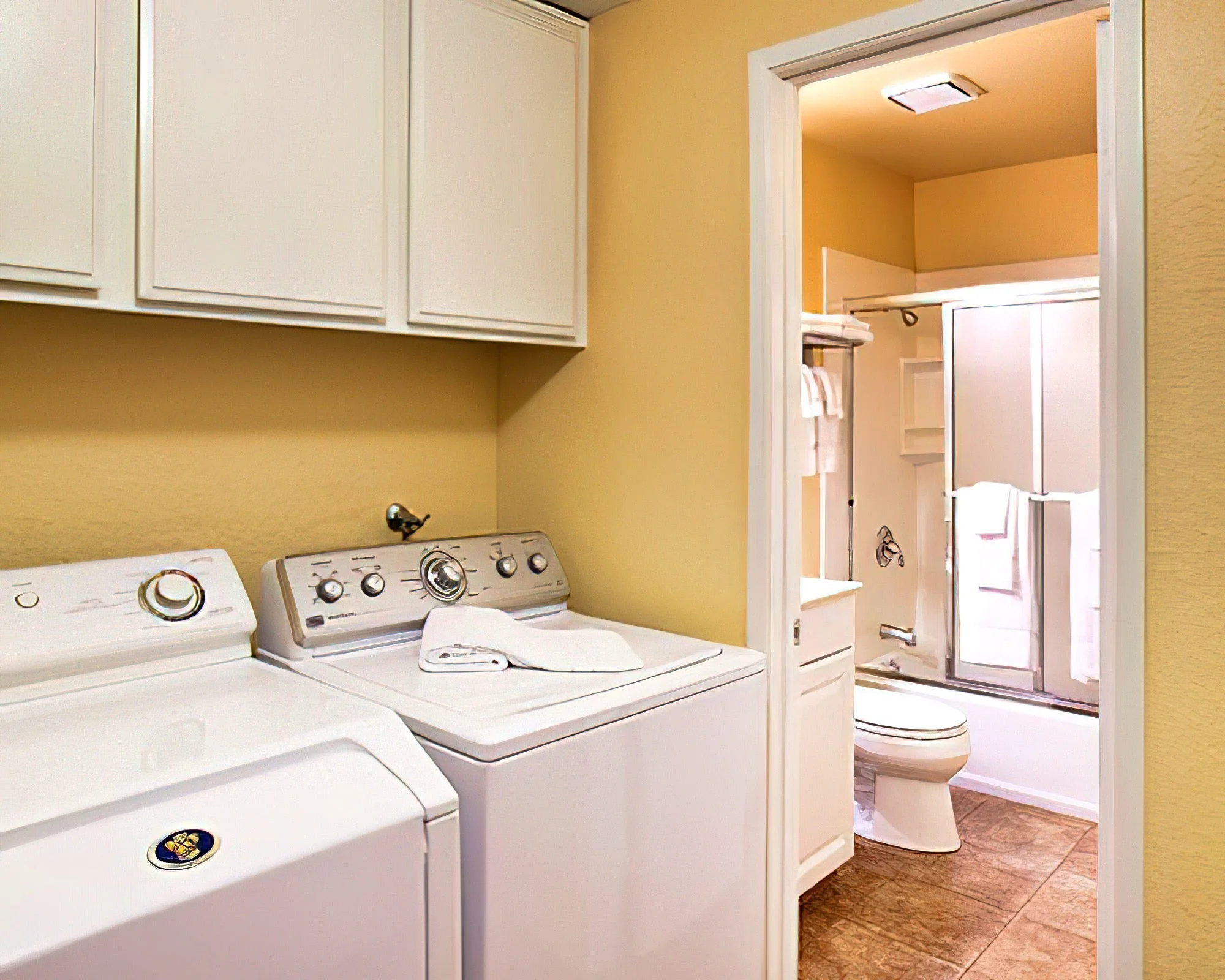 Lake Arrowhead Chalets - Image 13