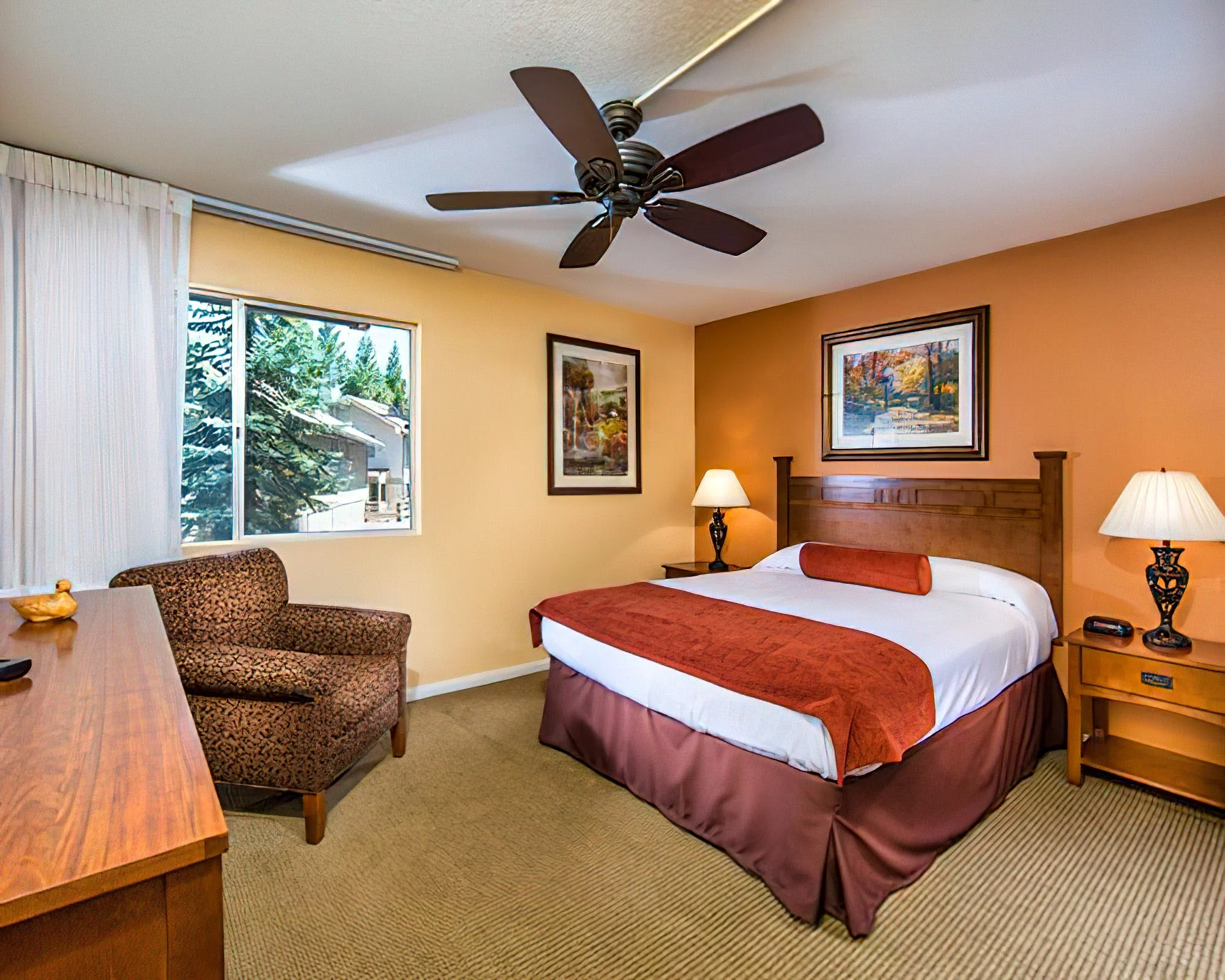 Lake Arrowhead Chalets - Image 5