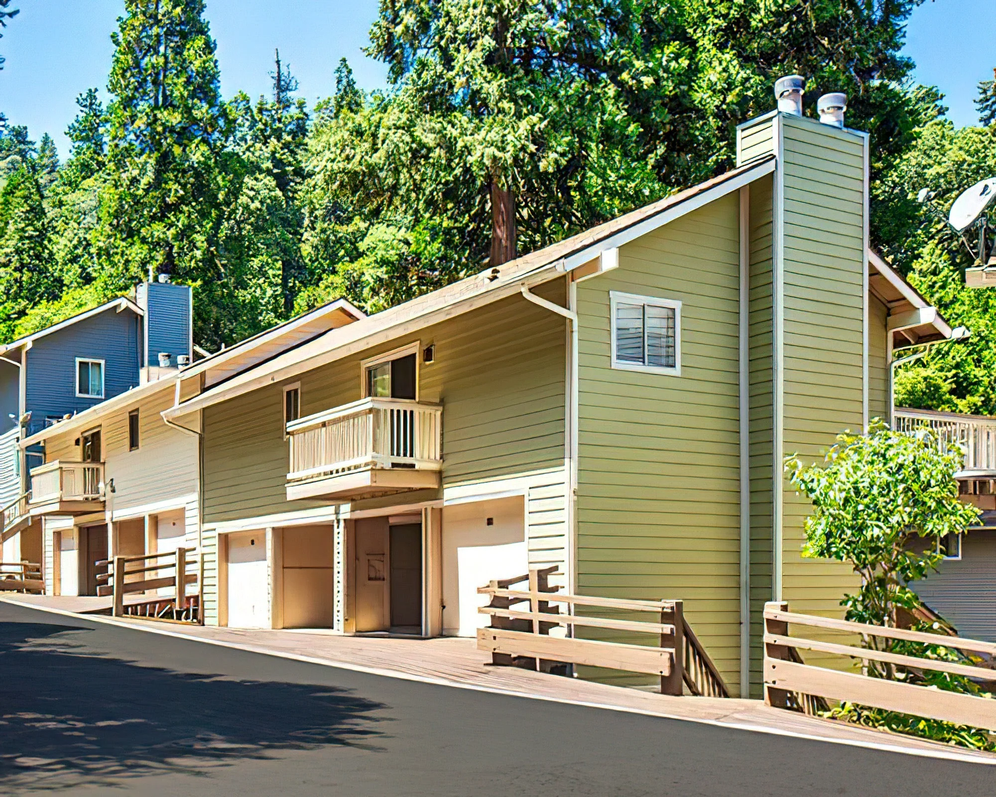 Lake Arrowhead Chalets - Image 7