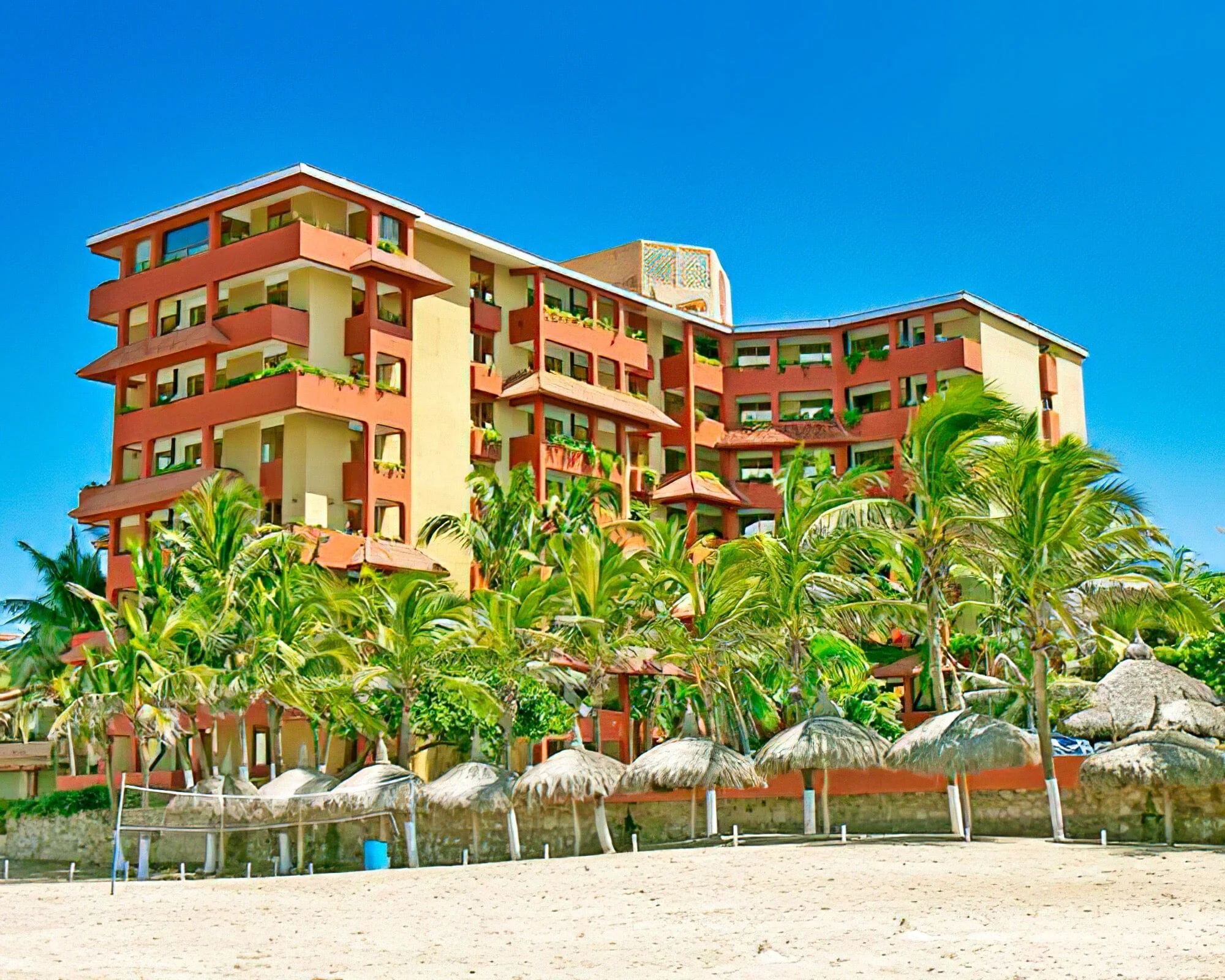 Luna Palace - Image 8