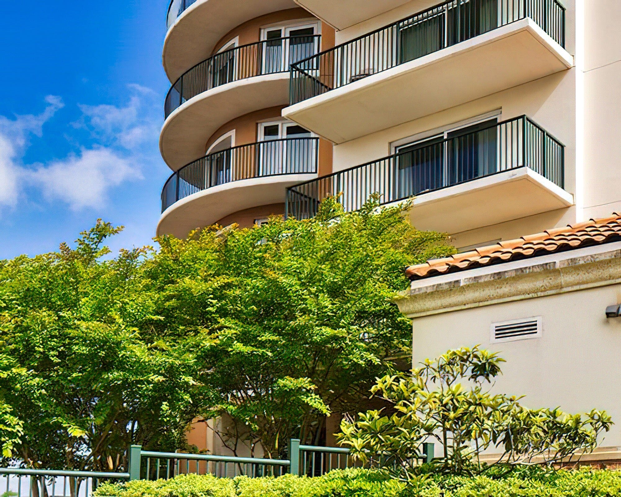 Marina Inn at Grande Dunes - Image 4