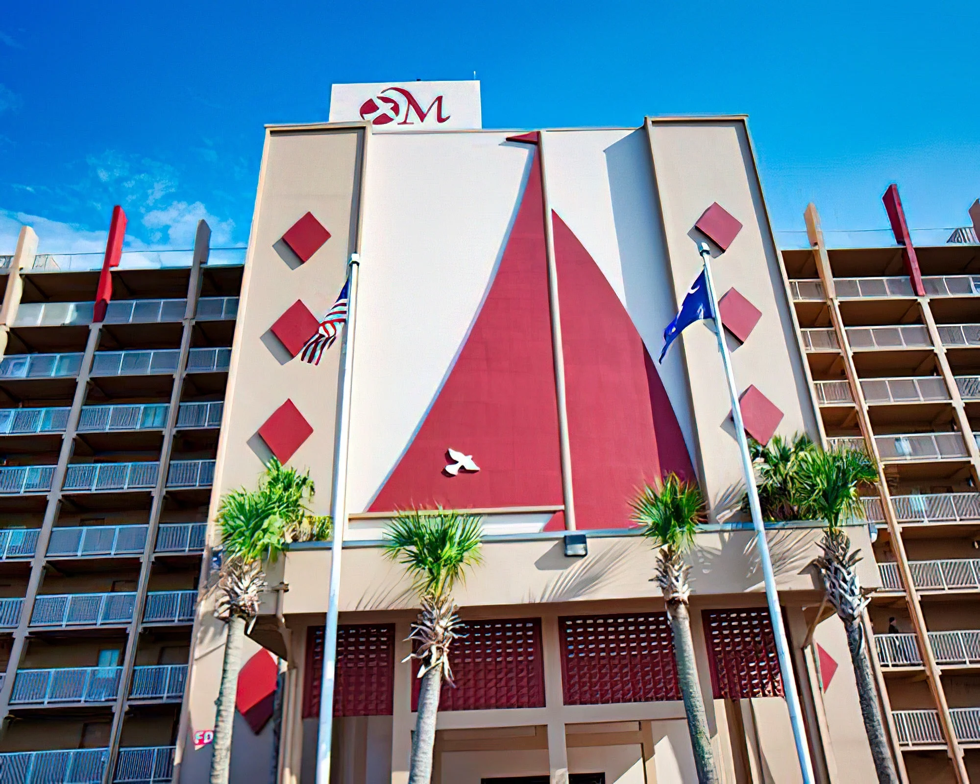 Maritime Beach Club - Image 10