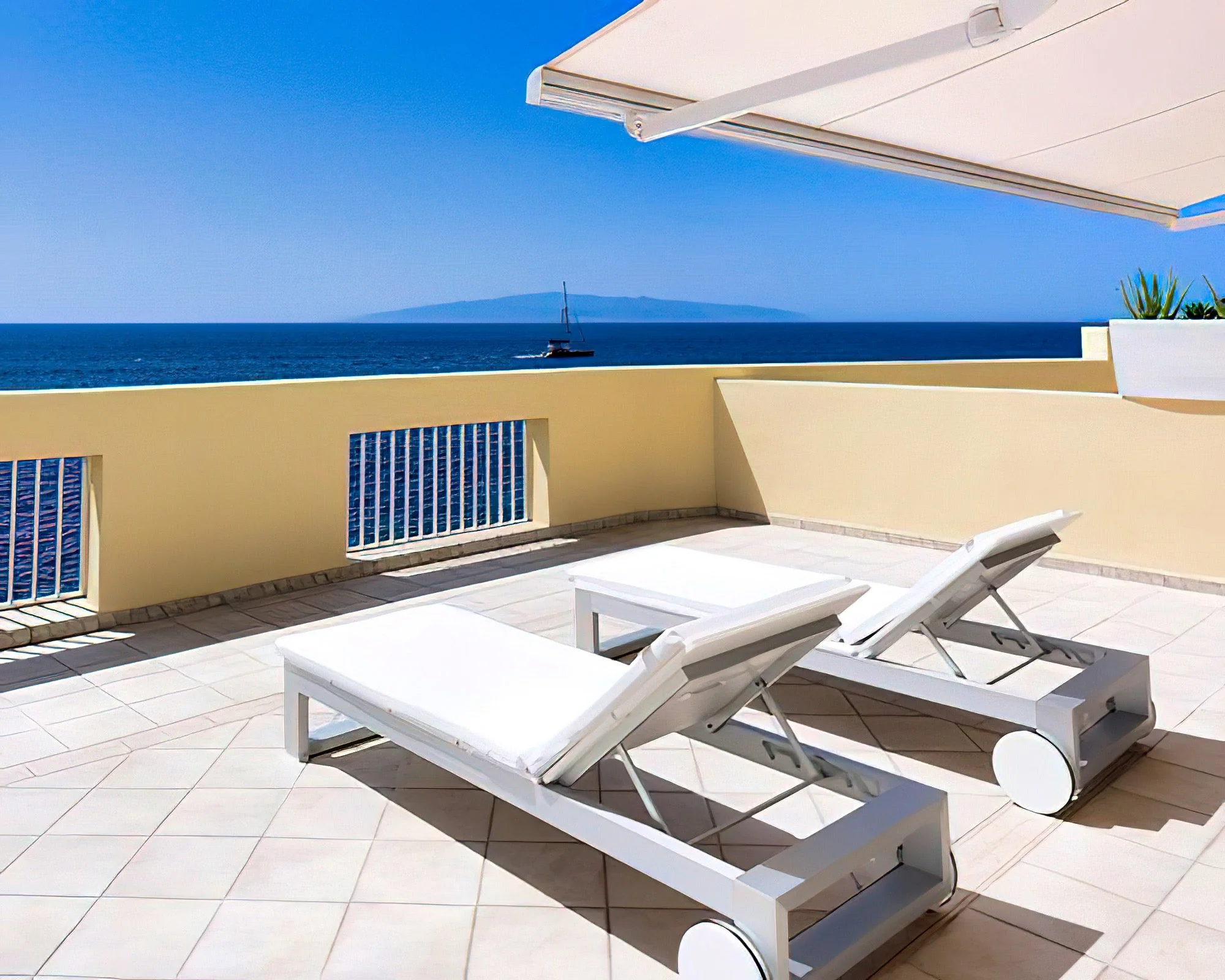 Pearly Grey Ocean Club - Image 31
