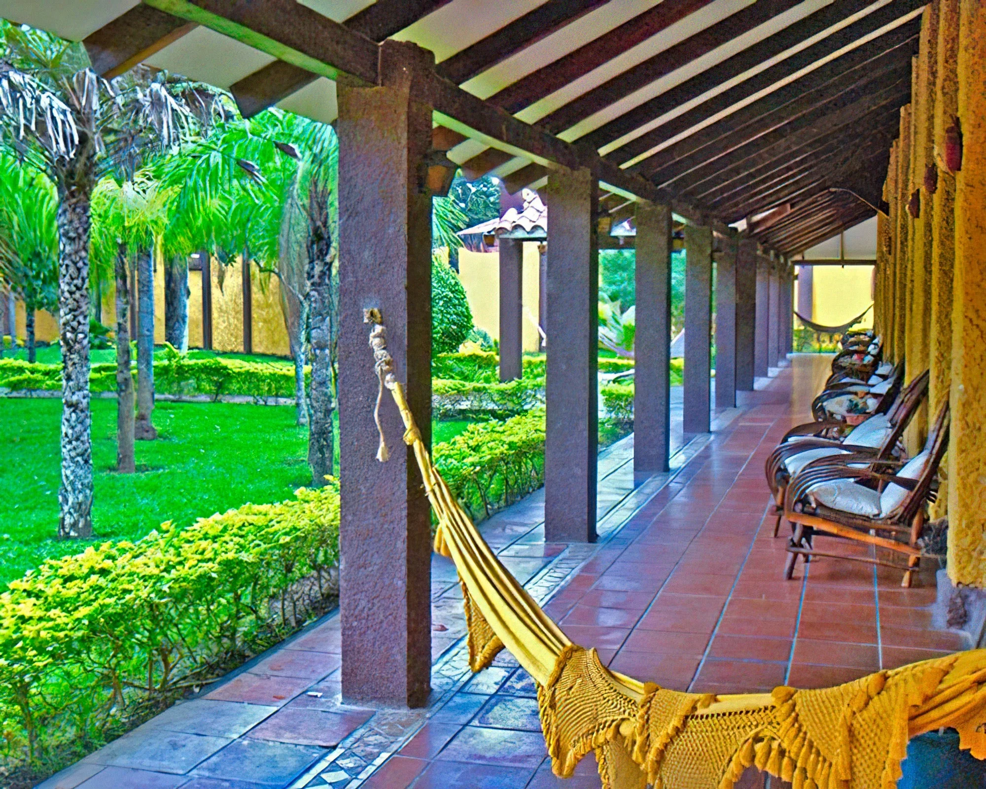 Río Selva Resort Santa Cruz - Image 11