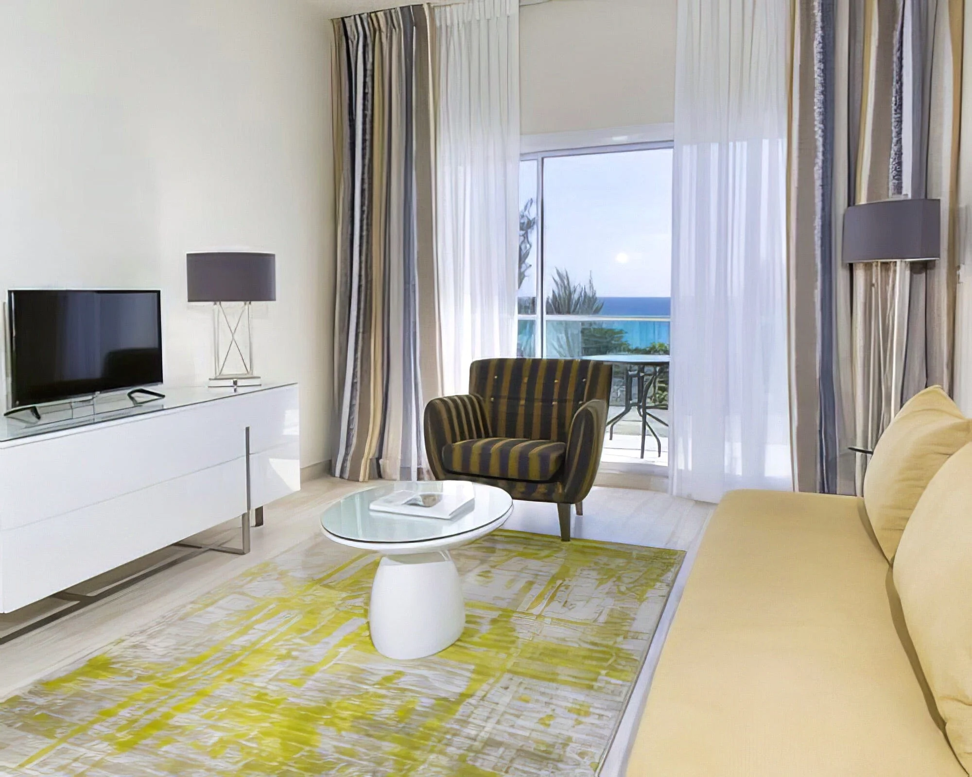 South Beach Hotel - Image 7