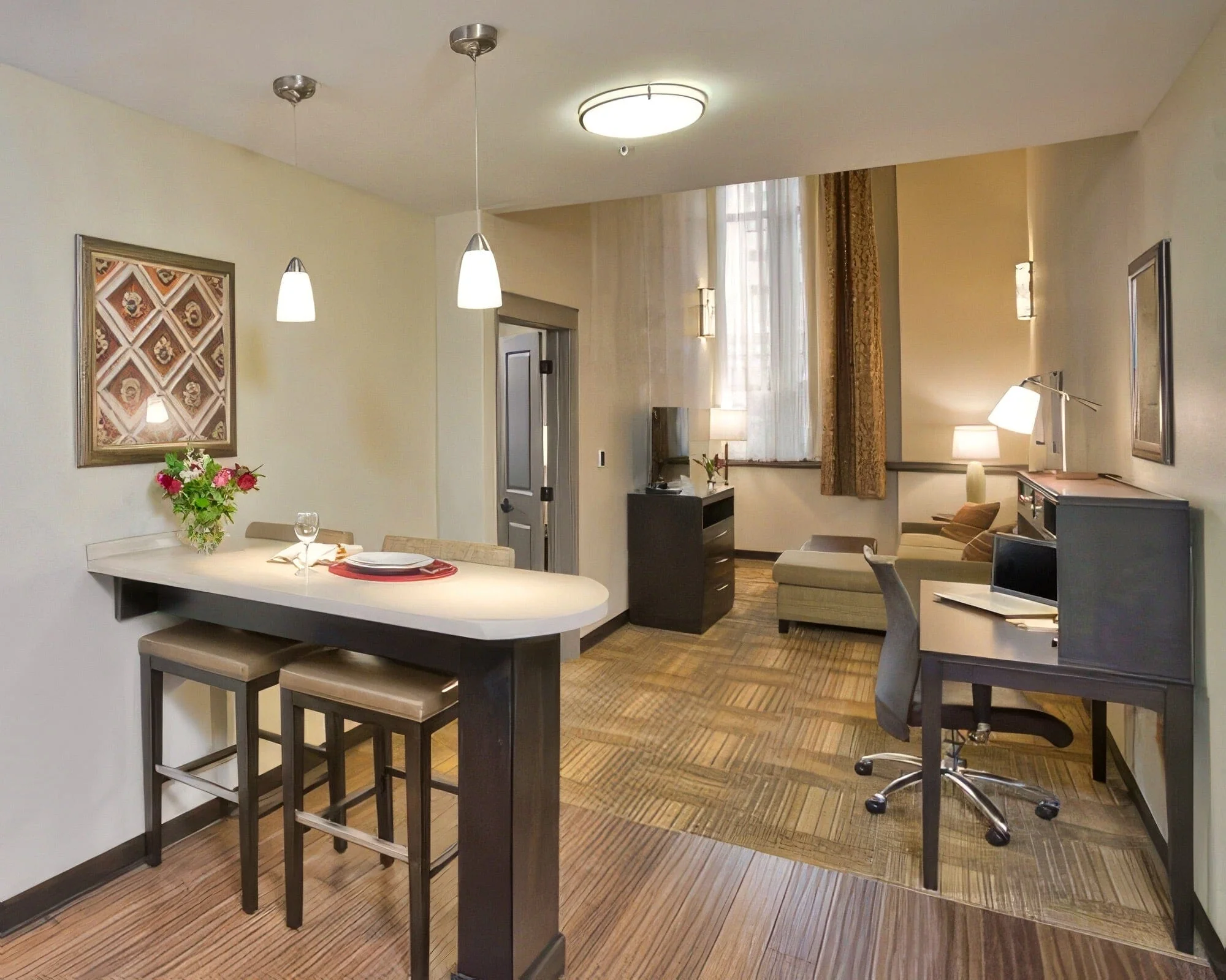 Staybridge Suites Baltimore Inner Harbor - Image 10