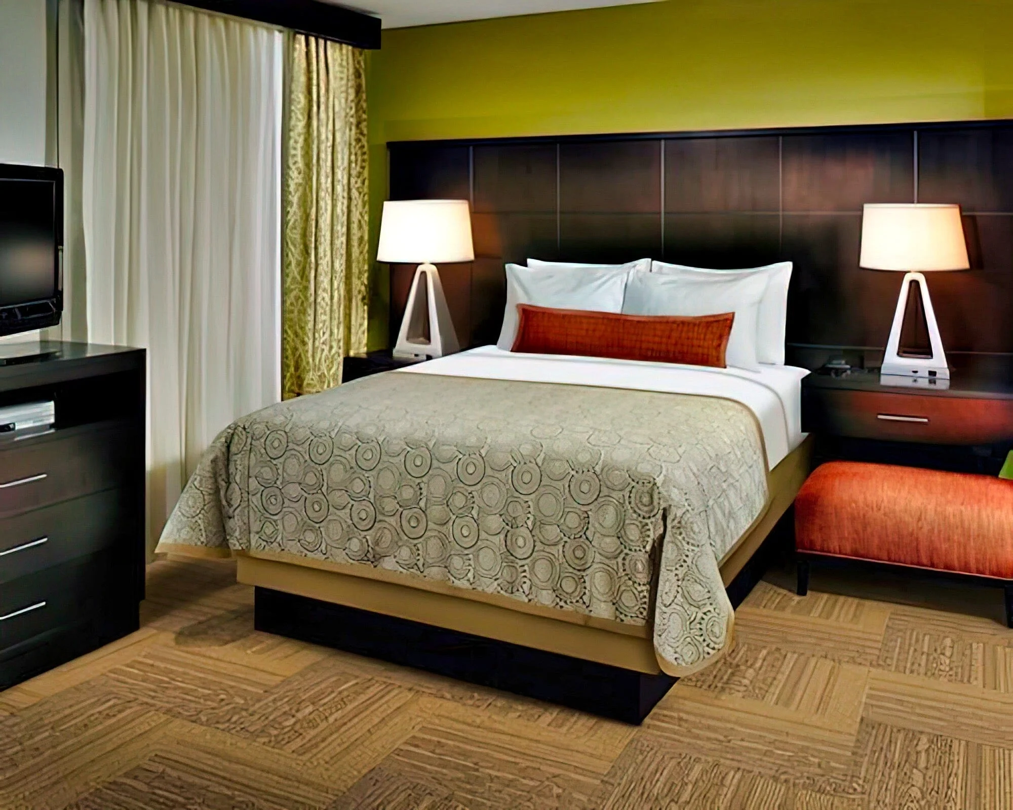 Staybridge Suites Naples - Marco Island, an IHG Hotel - Image 10