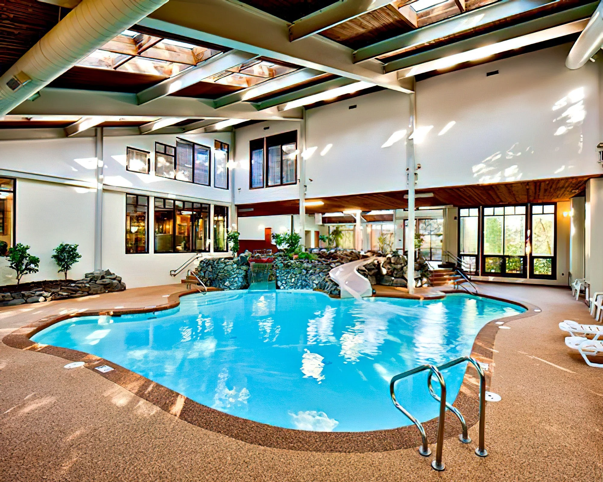 Summit Resort - Image 4