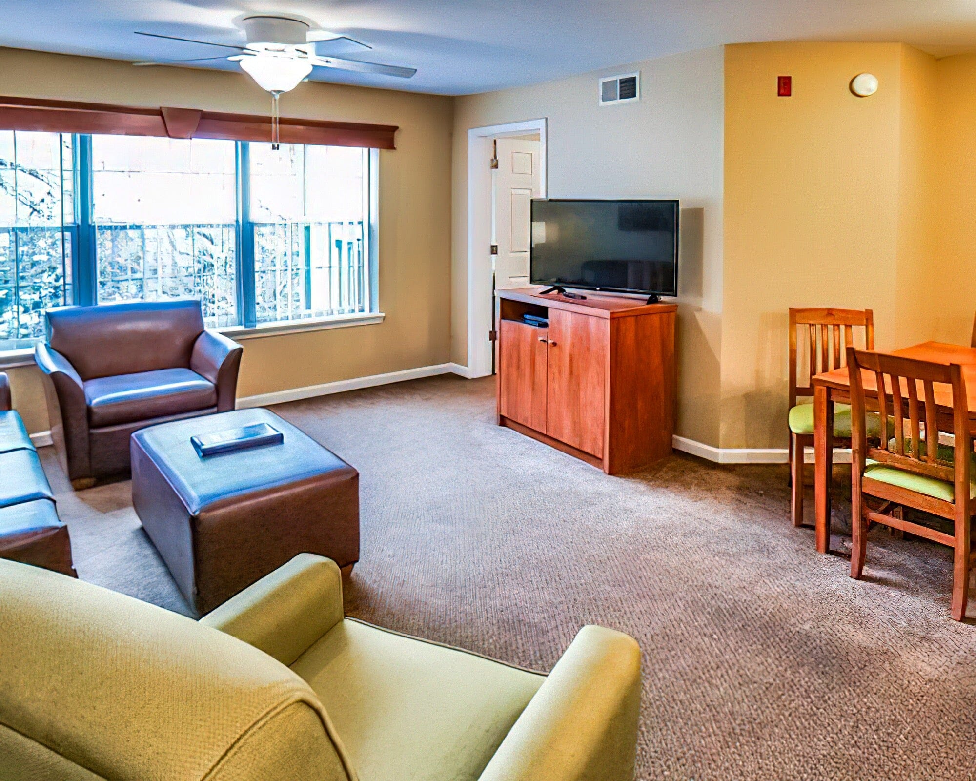 Surrey Vacation Resort - Carriage Place - Image 10