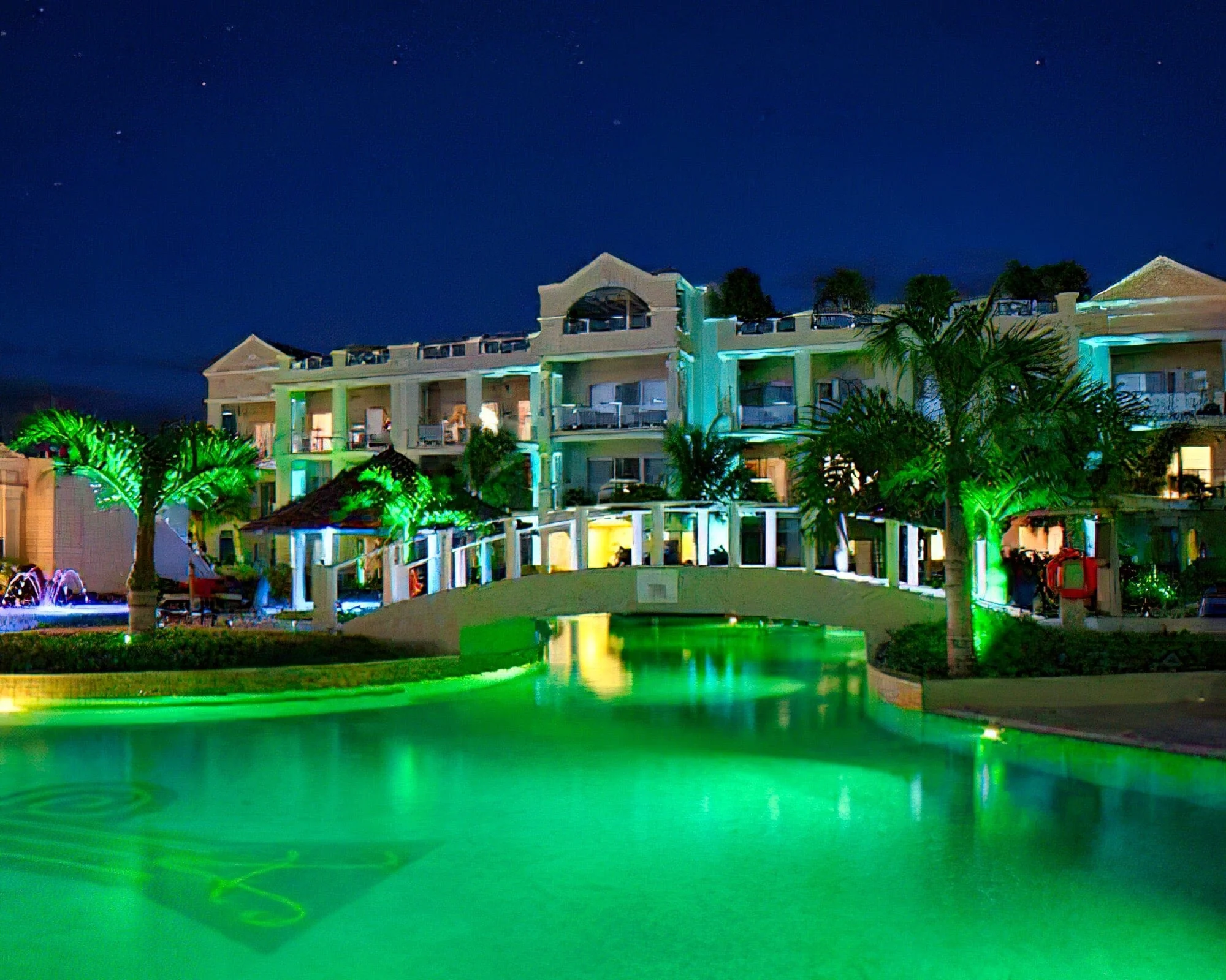 The Atrium Resort - Image 7