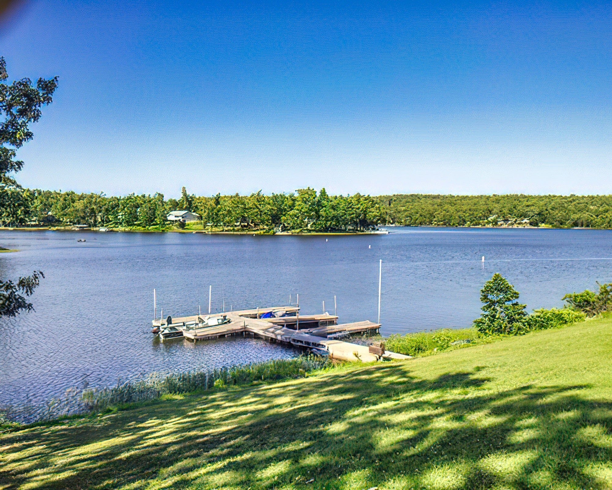 Crown Point Resort - Image 20