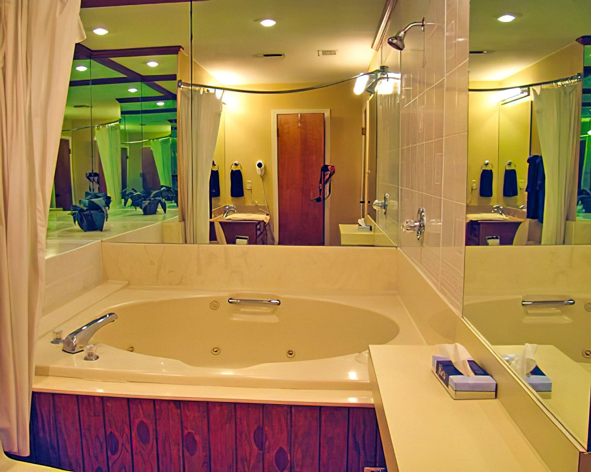 The Wharf Resort - Image 5