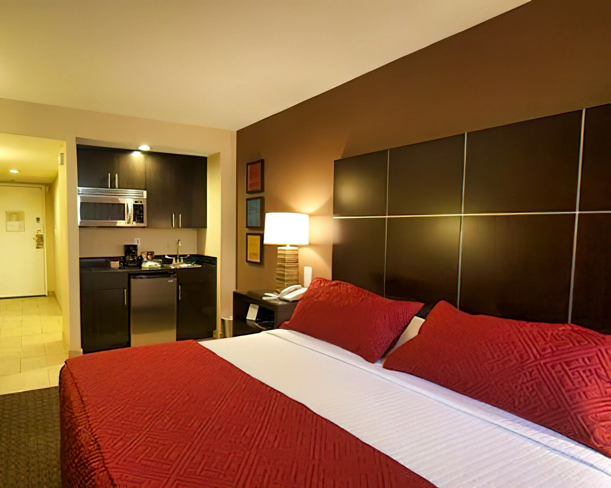Vacation Int'Le At The Carriage House - Image 3